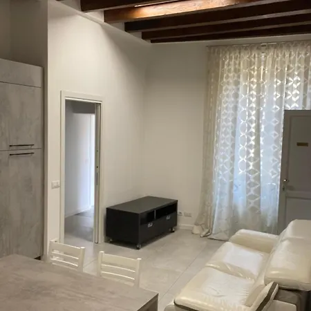 アパート Mario Lupo *